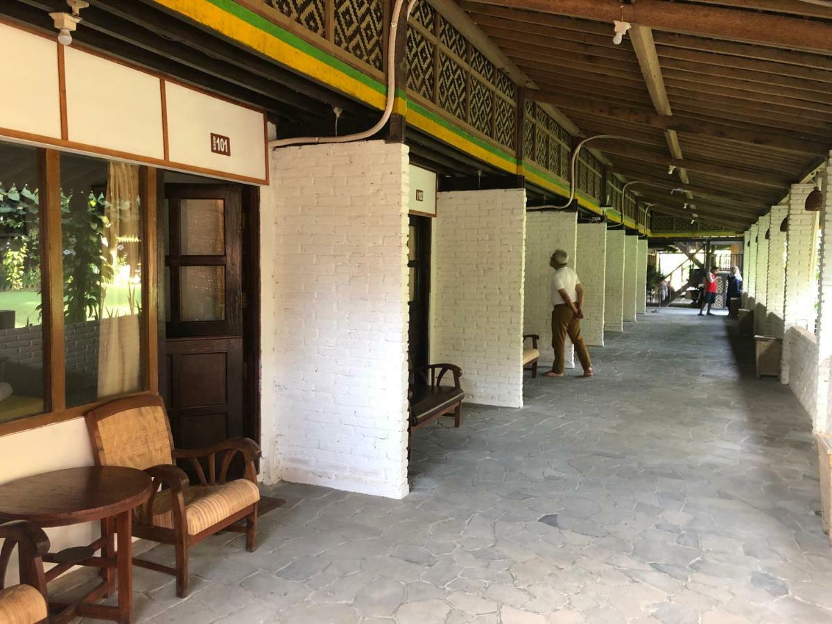 Pondok Tingal Borobudur Magelang Buitenkant foto